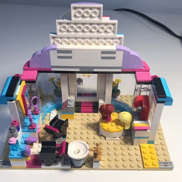 Lego friends Heartlake Hair Salon - Picture 3 of 4